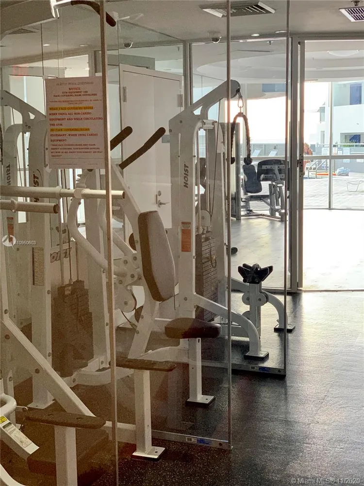 La Gorce #2502 image #14