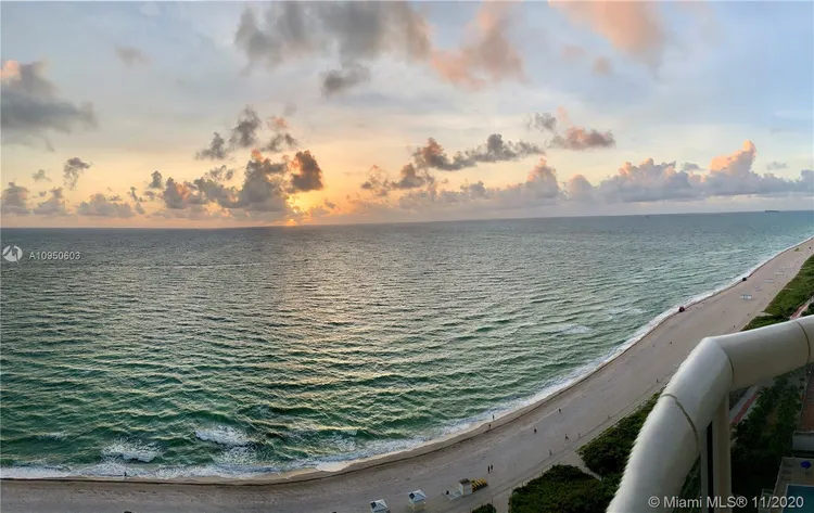 La Gorce #2502 image #16