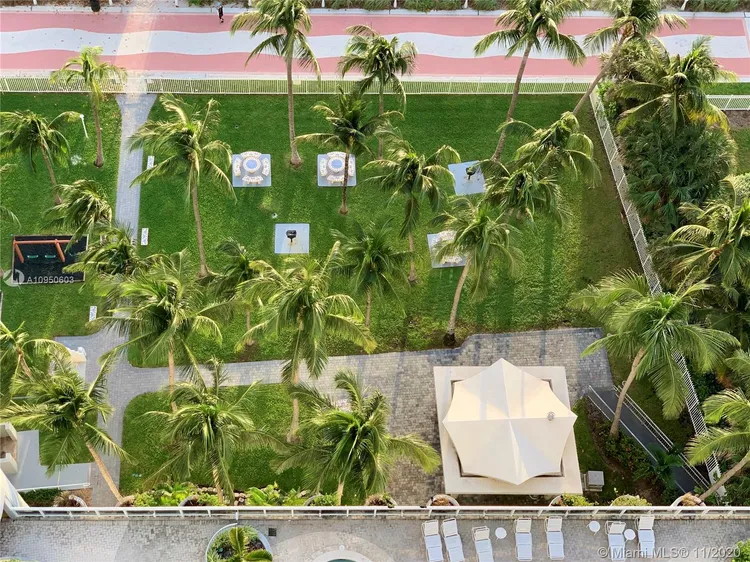 La Gorce #2502 image #9