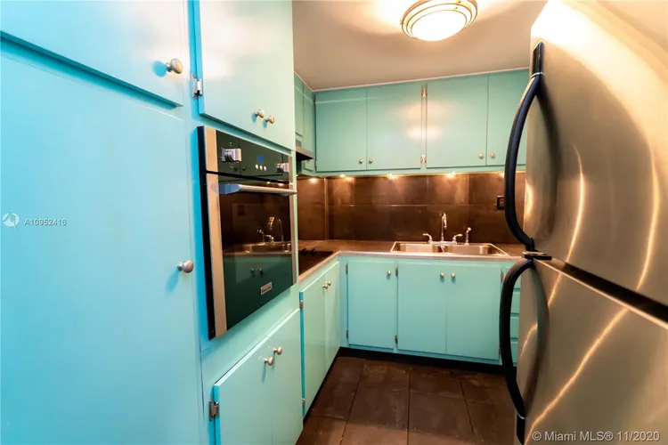 Bay Park Towers #506 image #10