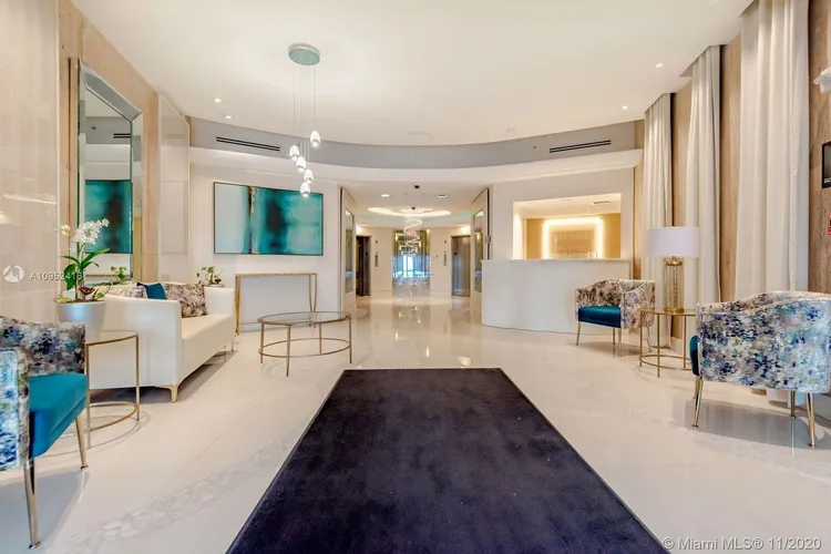 Bay Park Towers #506 image #24