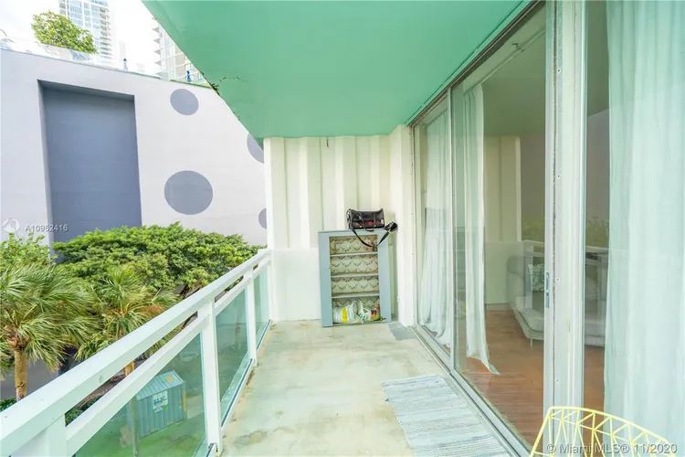 Bay Park Towers #506 image #7