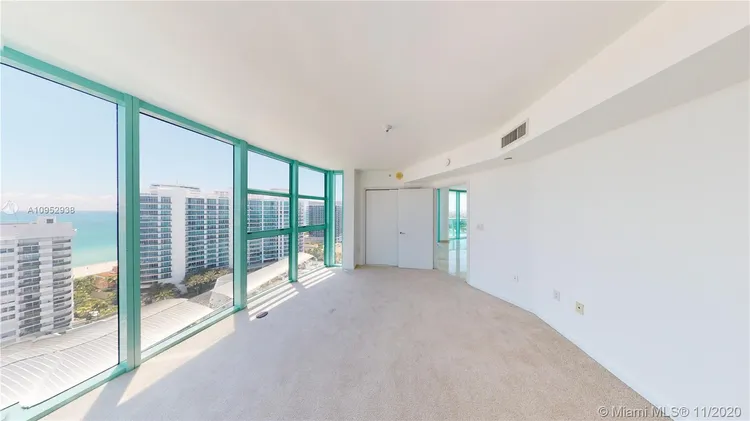 6000 INDIAN CREEK #20D image #25