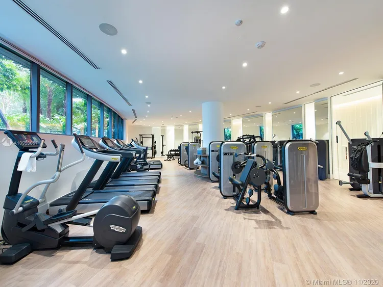 Two Park Grove #9A image #19