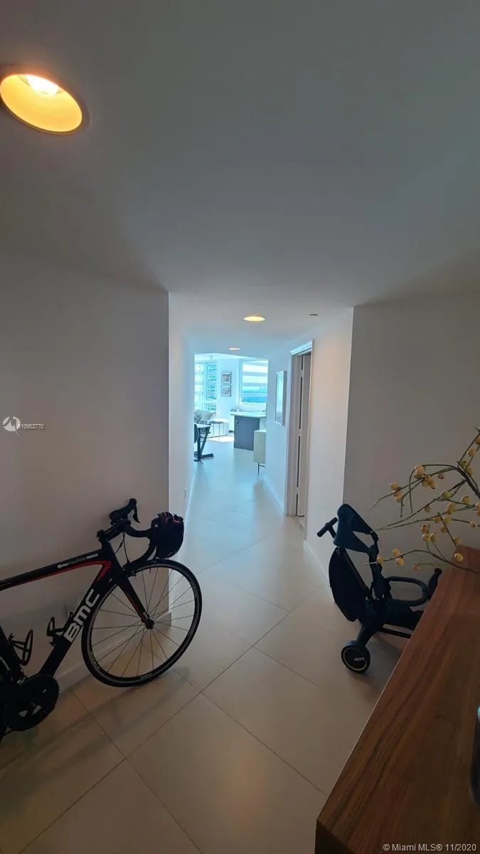 500 Brickell #2802 image #12