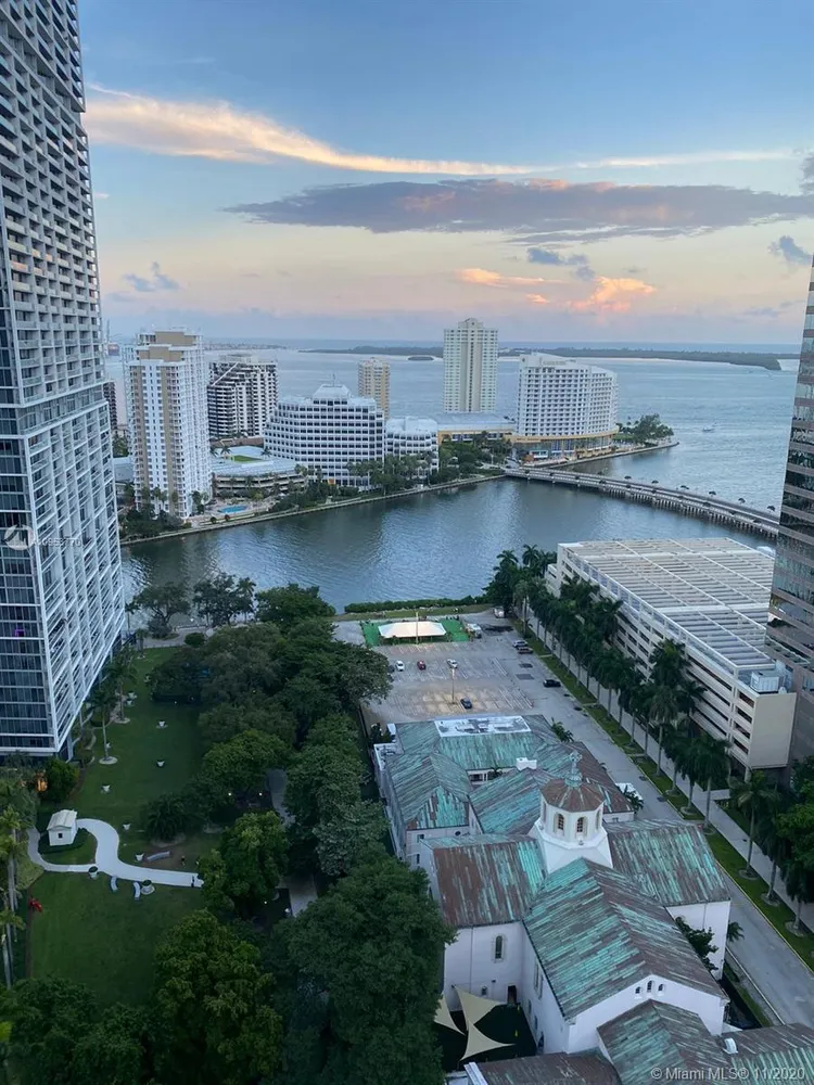 500 Brickell #2802 image #31