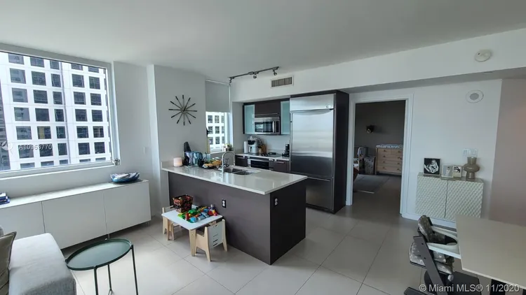 500 Brickell #2802 image #6