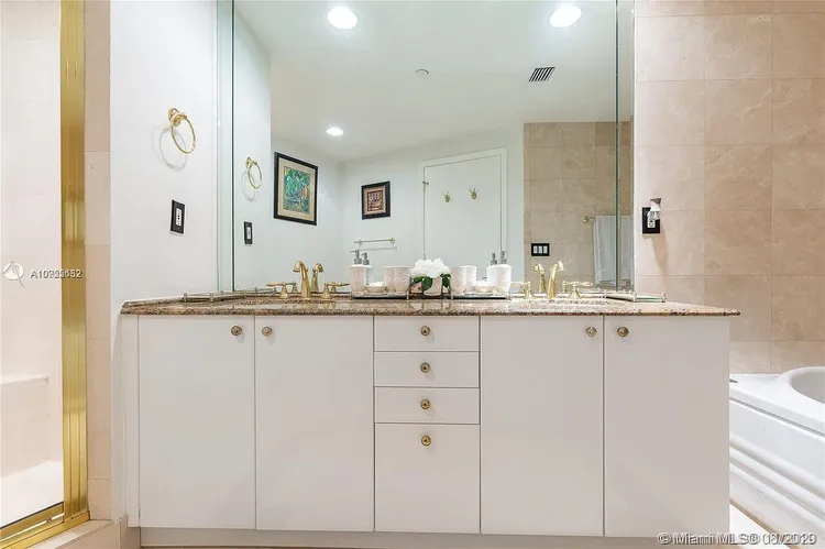 Portofino Tower #904 image #10