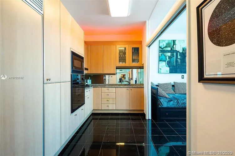 Portofino Tower #904 image #6