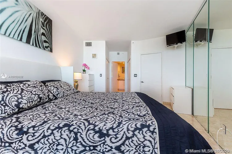 Portofino Tower #904 image #8