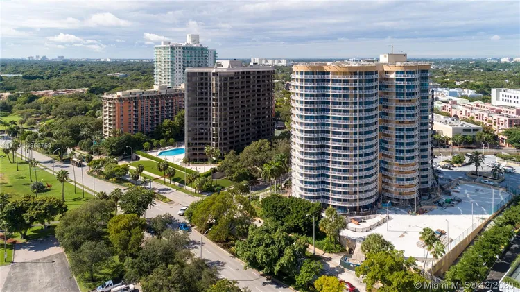 Grove Towers #P1-E image #31