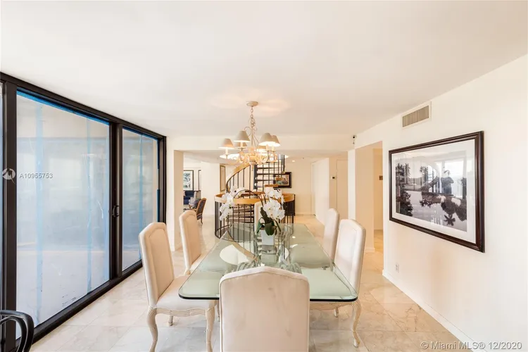 Grove Towers #P1-E image #8