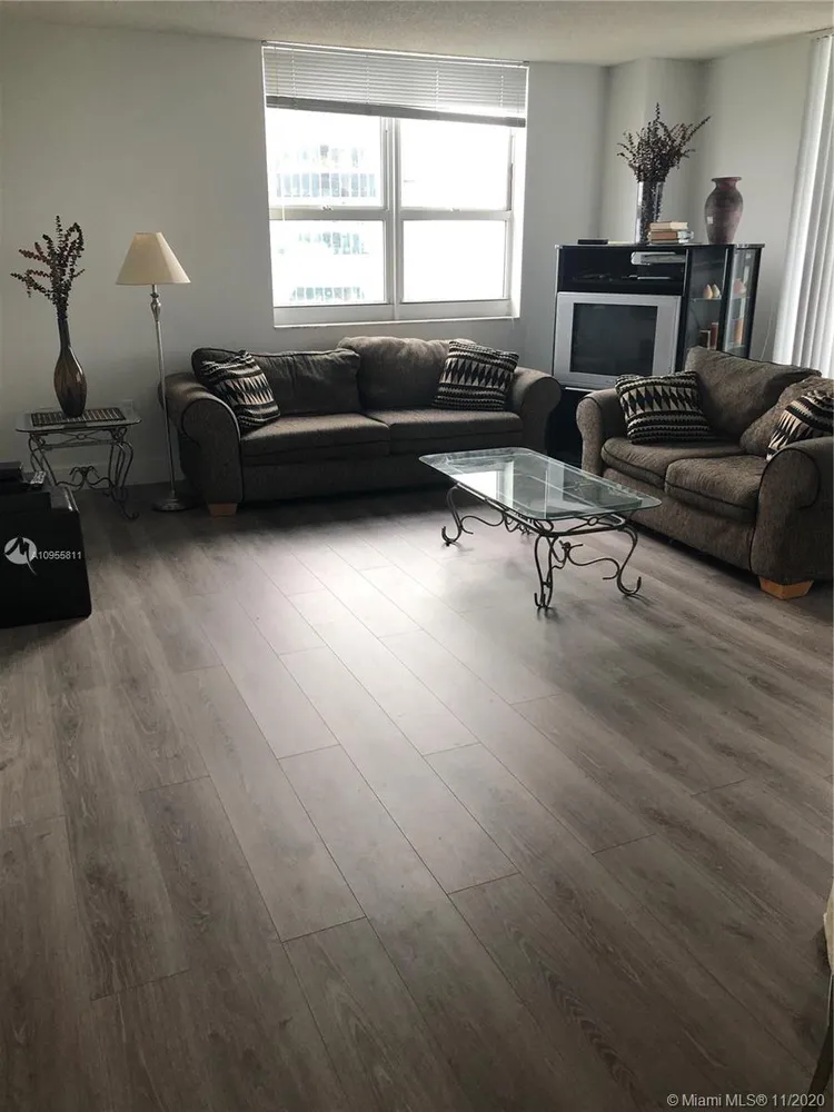 Yacht Club at Portofino #3002 image #7