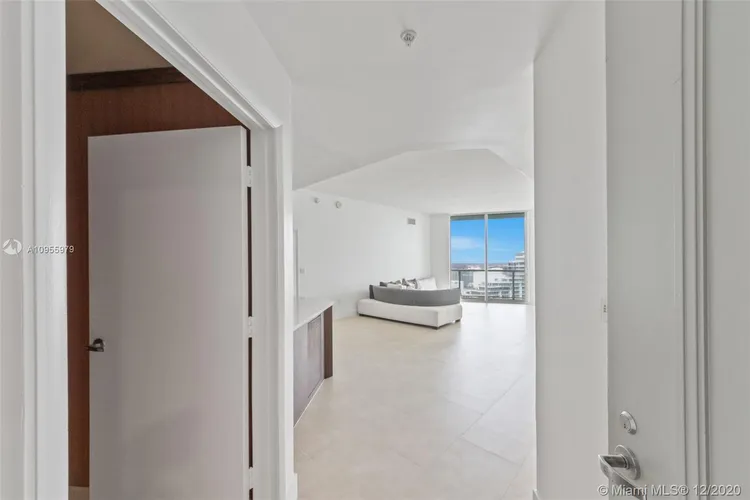 Quantum on the Bay #5004 image #10