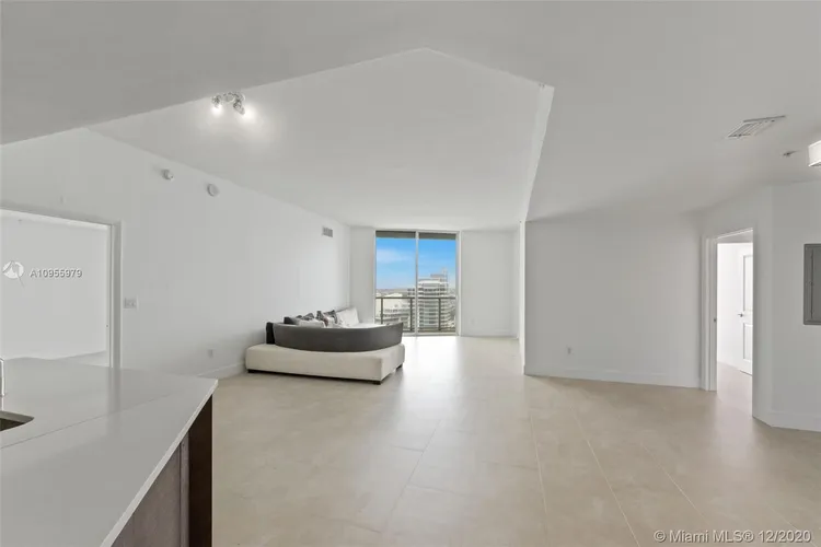 Quantum on the Bay #5004 image #11