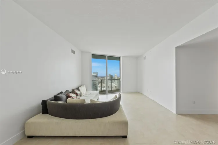 Quantum on the Bay #5004 image #17