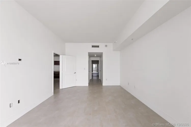 Quantum on the Bay #5004 image #26