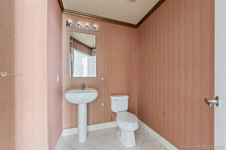 Quantum on the Bay #5004 image #31