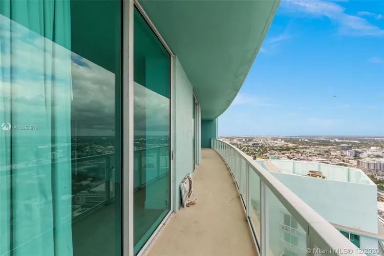 Quantum on the Bay #5004 image #8