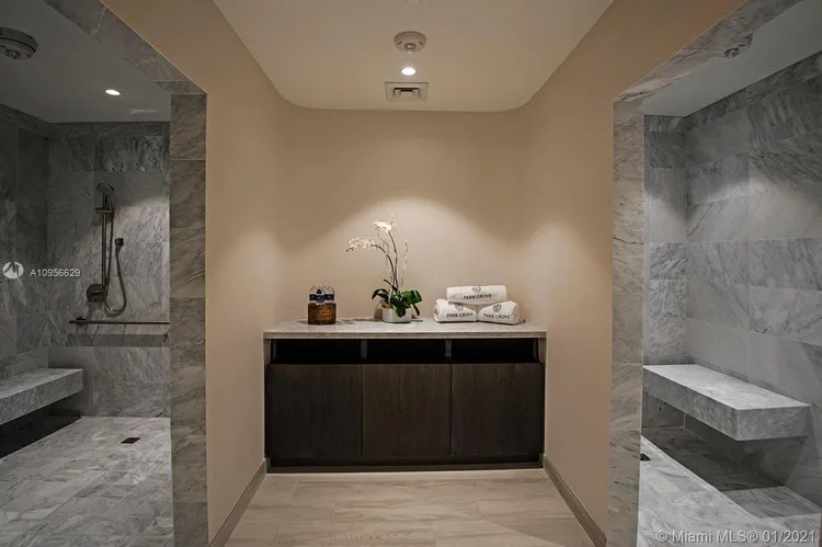 Two Park Grove #14B image #16
