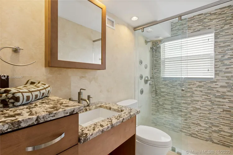 Maison Grande #1018 image #11