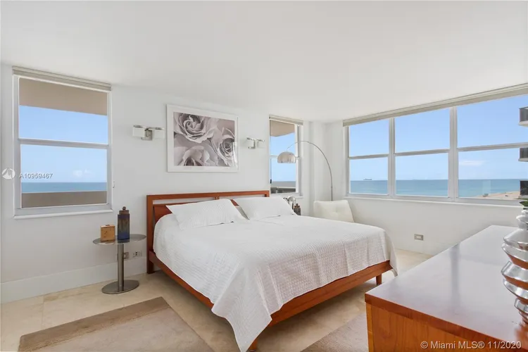 Maison Grande #1018 image #20