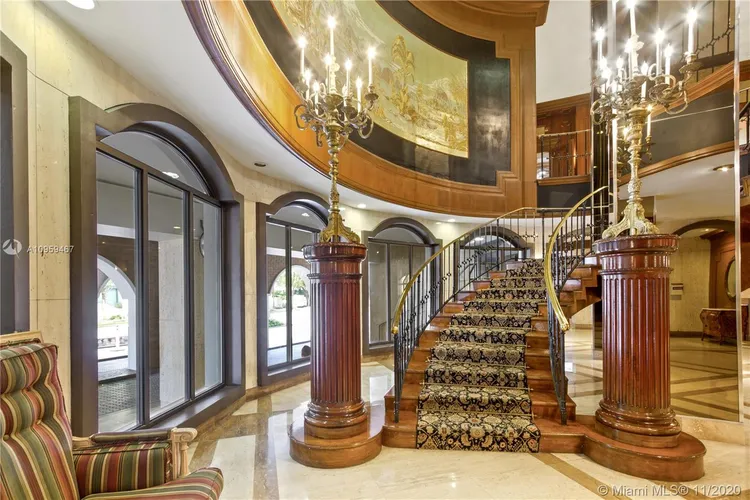 Maison Grande #1018 image #30