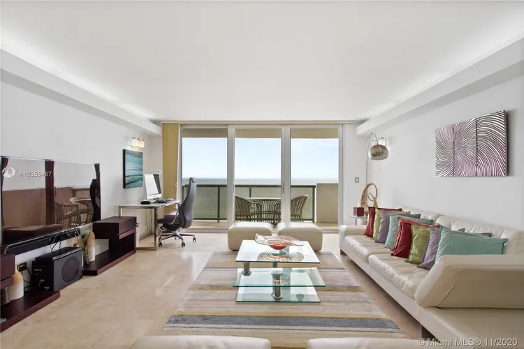 Maison Grande #1018 image #9