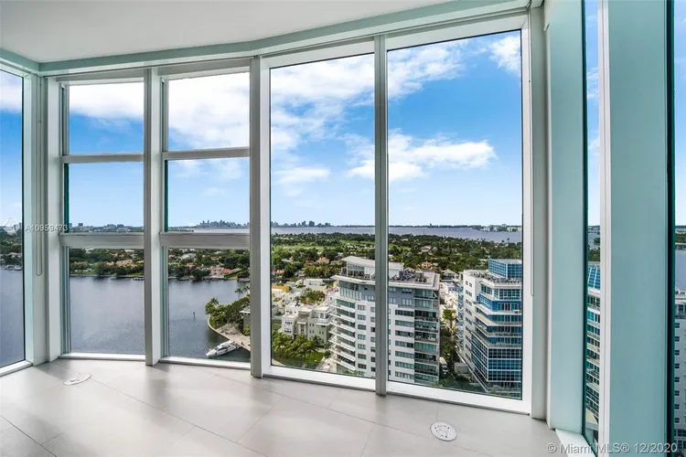 6000 INDIAN CREEK #21C image #10