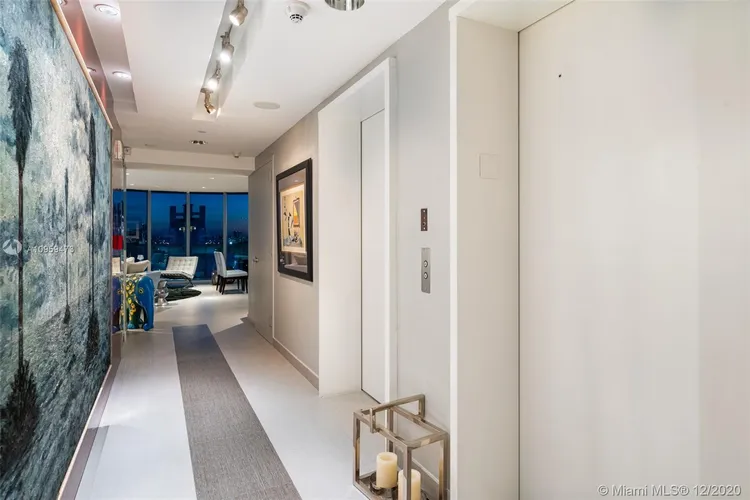 6000 INDIAN CREEK #21C image #19