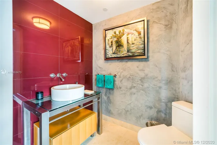 6000 INDIAN CREEK #21C image #20