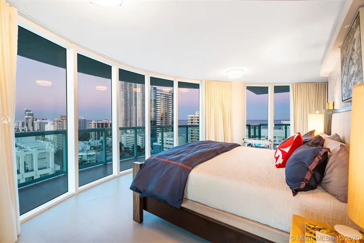 6000 INDIAN CREEK #21C image #31