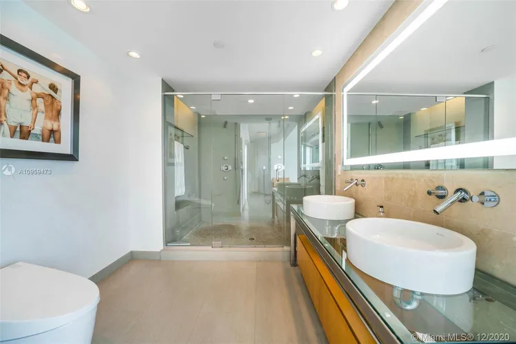 6000 INDIAN CREEK #21C image #34