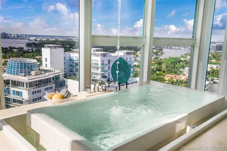 6000 INDIAN CREEK #21C image #36