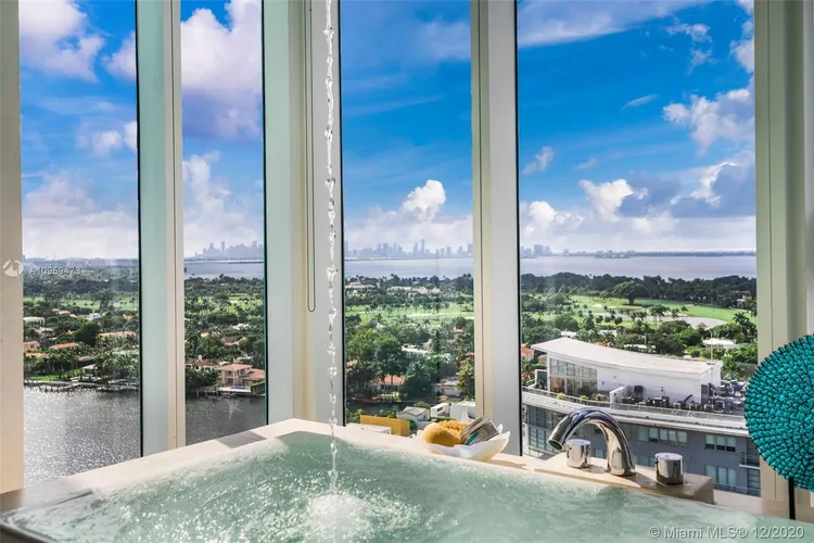 6000 INDIAN CREEK #21C image #37