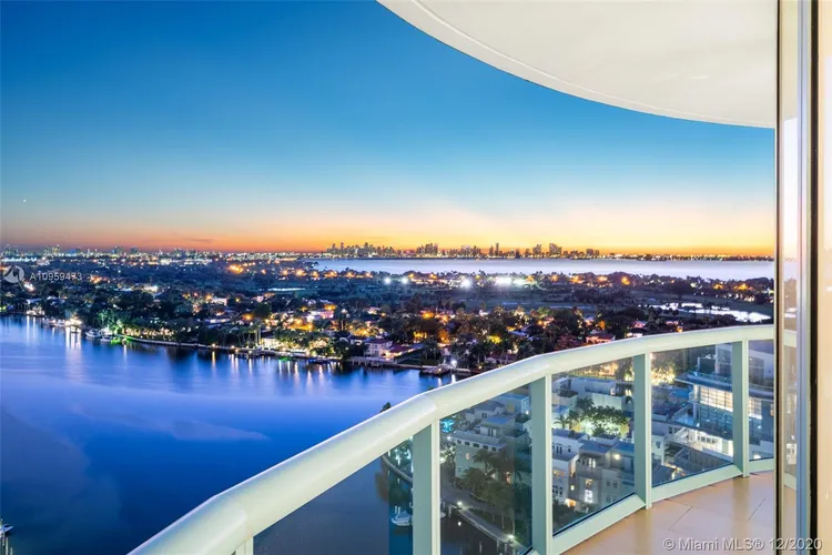 6000 INDIAN CREEK #21C image #46