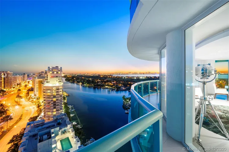 6000 INDIAN CREEK #21C image #50