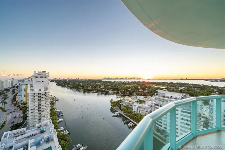 6000 INDIAN CREEK #21C image #52