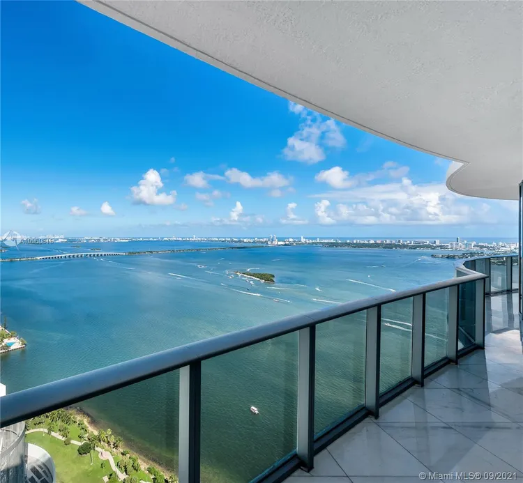 Aria on the Bay #5015 image #16