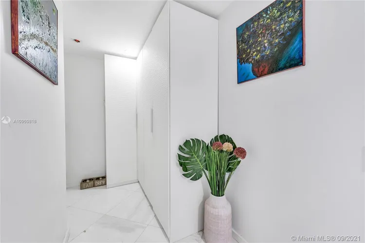 Aria on the Bay #5015 image #27