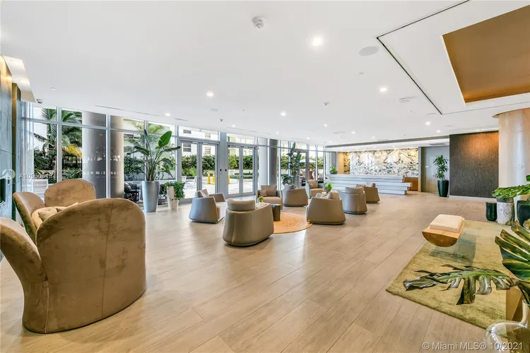 Aria on the Bay #5015 image #37