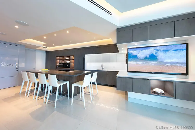 Continuum I South #3605 image #11