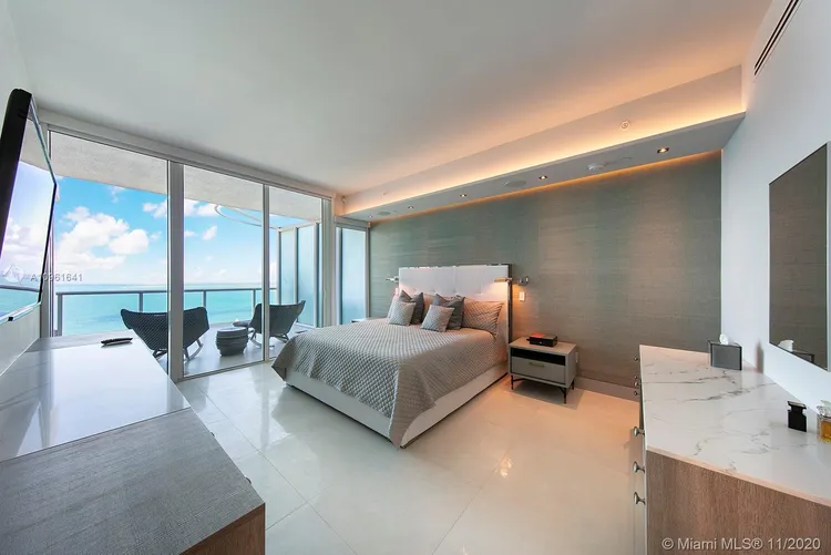 Continuum I South #3605 image #15