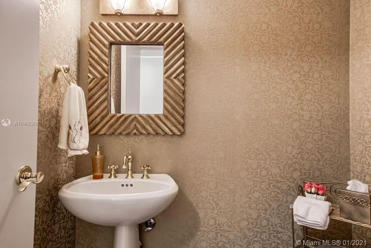 Majestic Tower #PH202 image #29