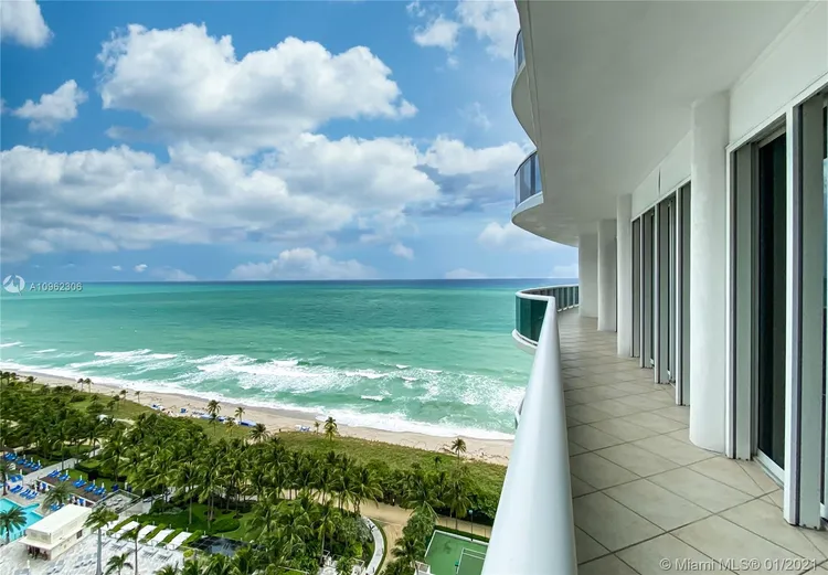 Majestic Tower #PH202 image #34