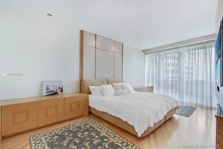 Majestic Tower #PH202 image #36