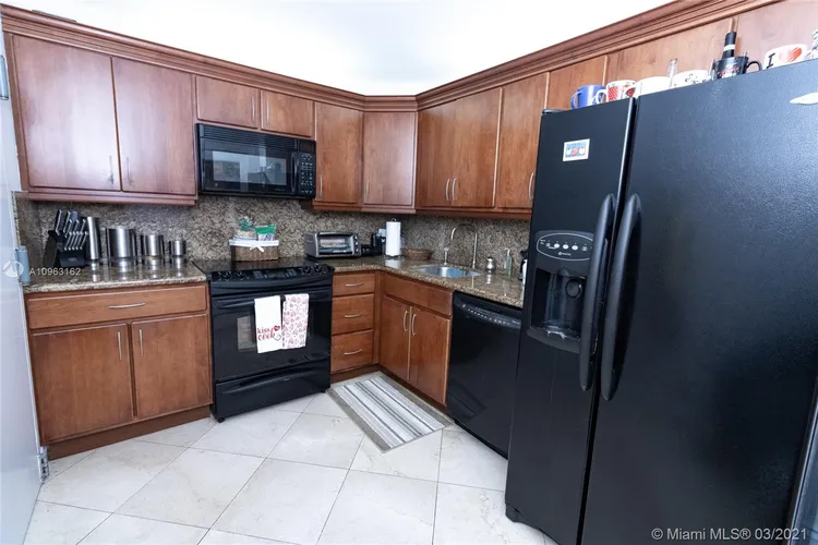 Royal Embassy #9K image #12