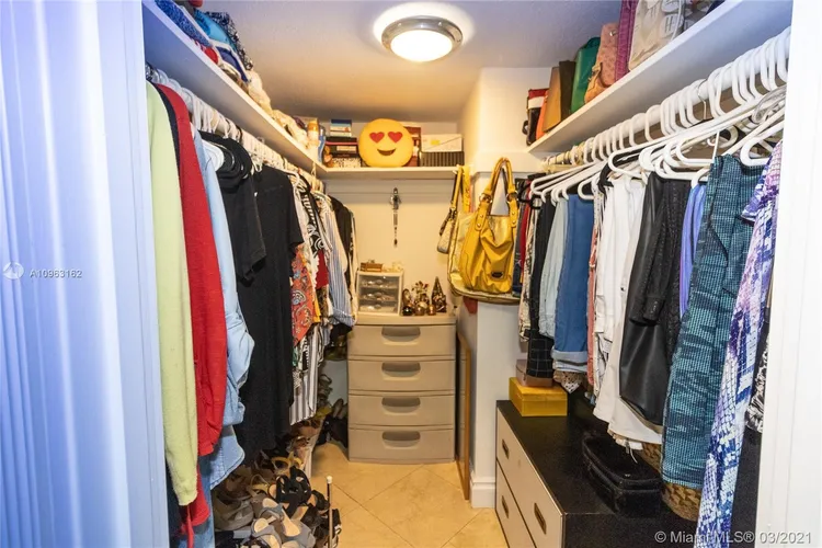 Royal Embassy #9K image #18