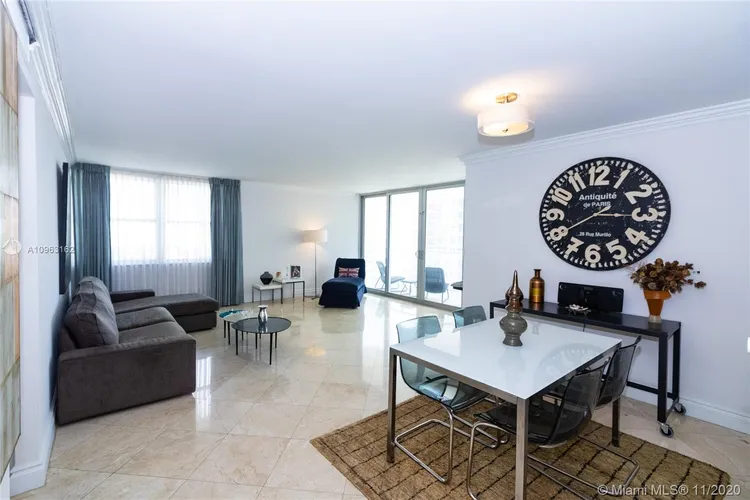 Royal Embassy #9K image #7