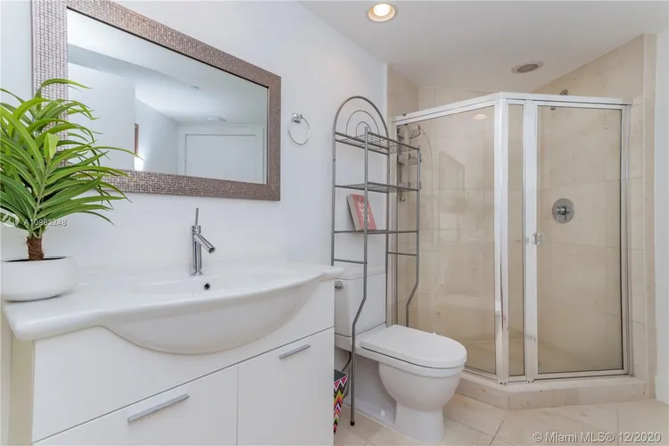 Icon Brickell I #4507 image #13